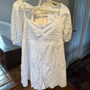 Abercrombie White Puff Sleeve Swiss Dot  Romper
